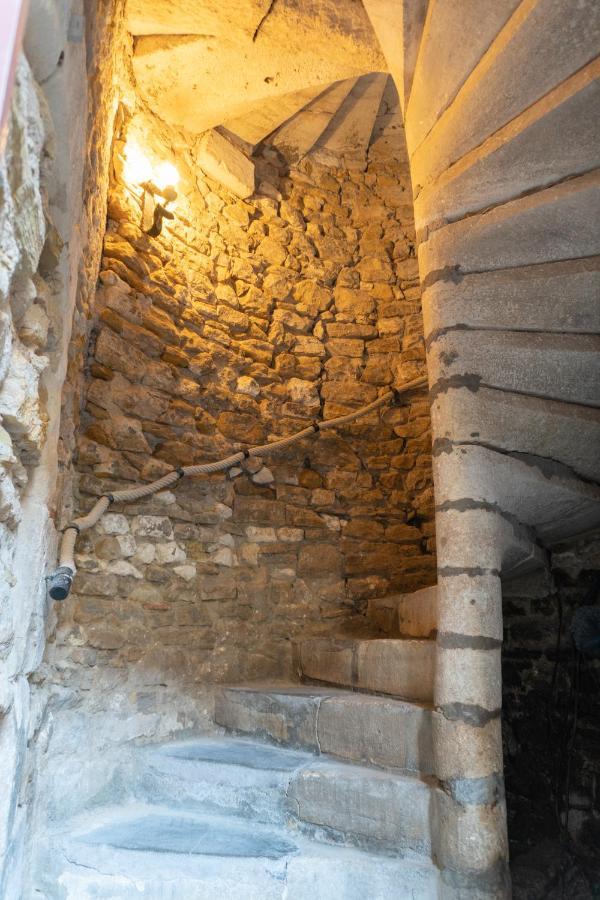 Appartement Meneau Ла-Шарите-сюр-Луар Экстерьер фото
